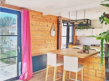 maison chaleureuse et lumineuse à louer