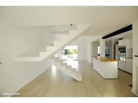 propriété 5 pièces 100 m²