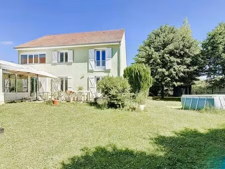 grande maison familiale au calme – 200 m² – 4 chambres  jardin  terrasse plein sud– la fer