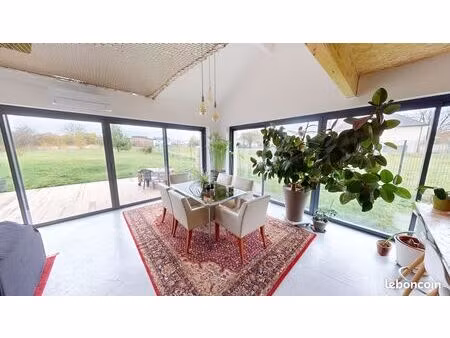 maison 5 pièces 111 m²