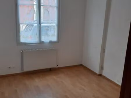 loue / location appartement f2 neuf montataire logement en plein centre ville  quartier du