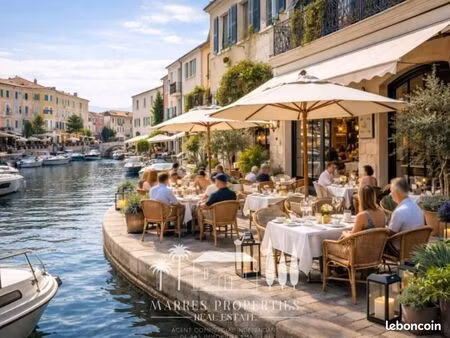 local restaurant 200 m²