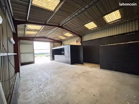 local entrepot et/ou commercial