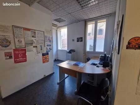 local commercial 147 m² toulon