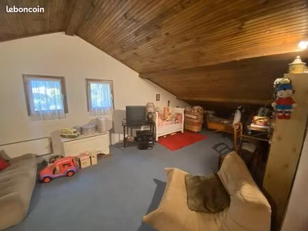 maison 5 pièces 160 m²