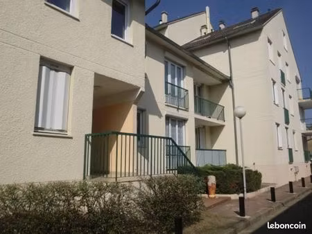 appartement 1 pièce 49 m²