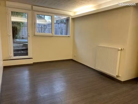 local professionnel (santé ou bien-être)