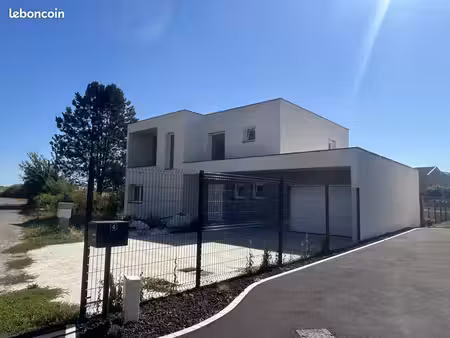 maison 6 pièces 150 m²