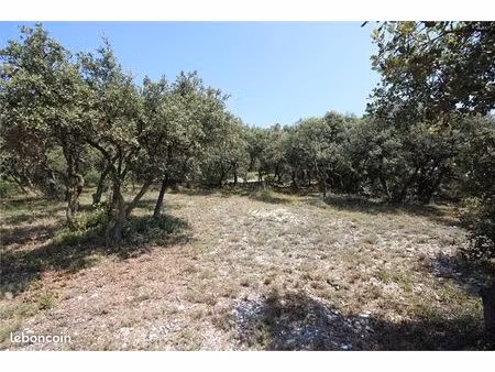terrain 1650 m² cavaillon