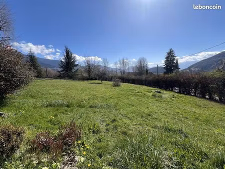 terrain 633 m² st martin d'uriage