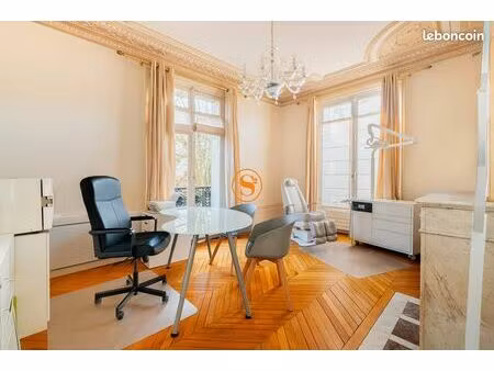 bureaux 19 m² chantilly