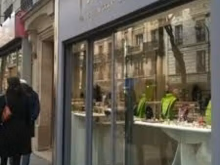 bail 3/6/9 reste 8 ans