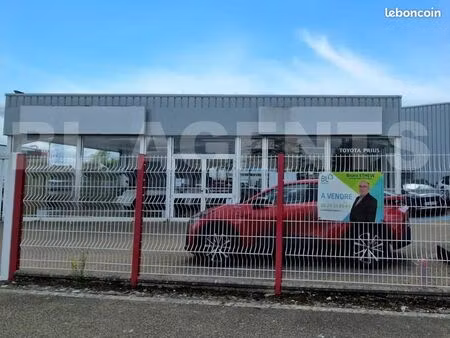 local d'activité 335 m²