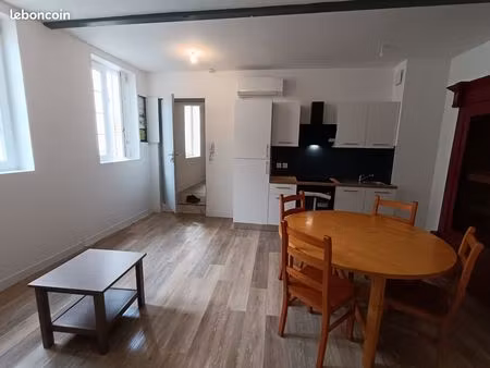 superbe t2 centre clim réversible