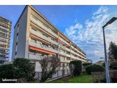 appartement 4 pièces 77 m²