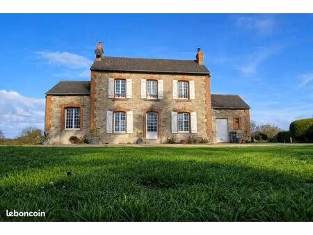 maison et hangar sur 2.3ha