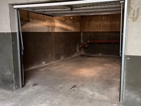 garage fermé 16 m² – parking souterrain sécurisé – bischheim