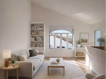 appartement duplex avec 2 chambres avec dépendances aménageables