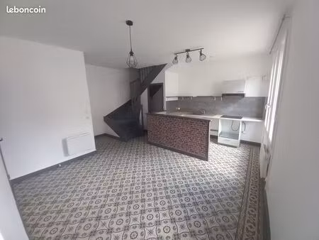 appartement type 2 environ 28m²  maignelay