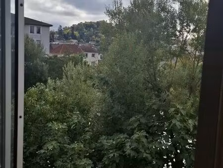 centre ville  t2 sans vis-à-vis