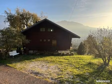 chalet + 2400m2 de terrain constructible