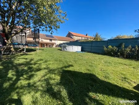 maison de village 5 pièces 196 m²