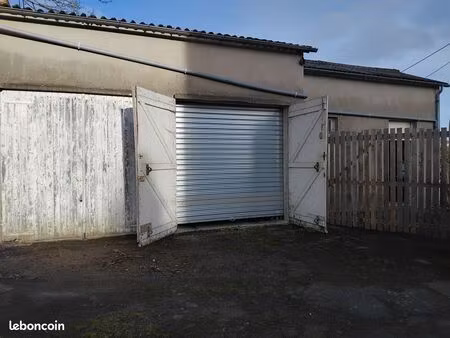 vente garage 177m2 sur terrain clos