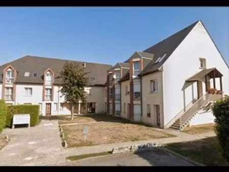 loue studio meublé 32m² au rdc