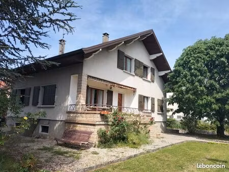 maison 2 appartements