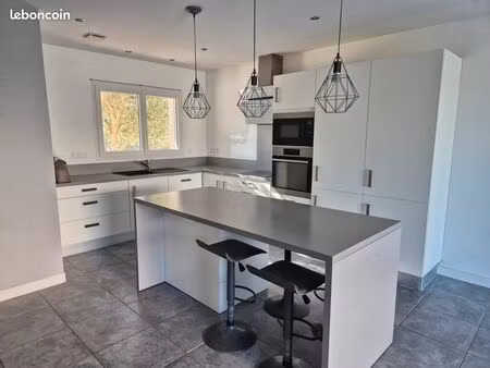 villa récente 4 pièces 110 m² escalquens