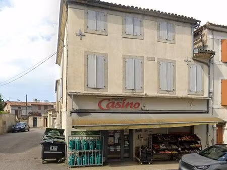 local commercial 256 m²