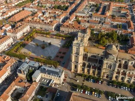 local commercial à louer