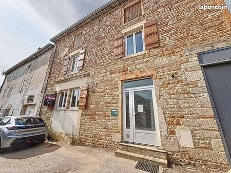 maison de village 3 pièces 79 m²