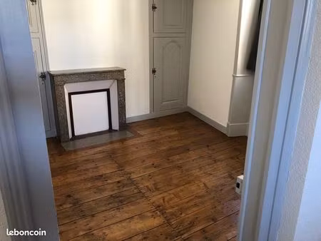 t2 non-meuble 2ème étage 34m² dole centre 455/mois hors charges