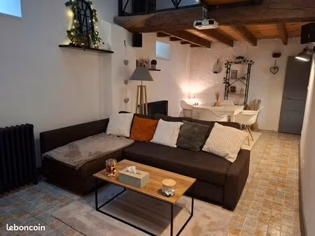 maison de charme à auberives sur varèze