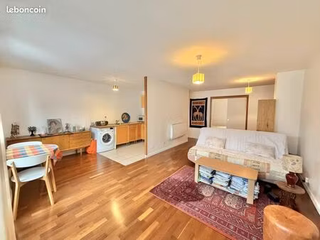 appartement 2 pièces 52 m²