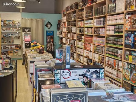 fonds de commerce librairie manga et jeux de cartes à collectionner