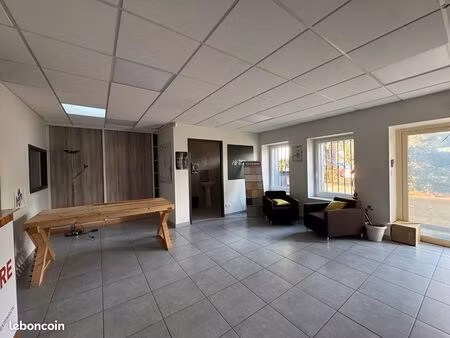 local commercial 59 m² albi