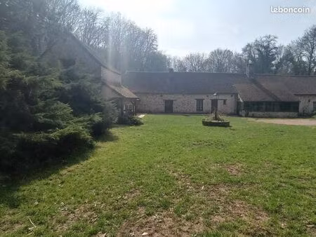propriete atypique et unique-ancien moulin du 16 eme siecle