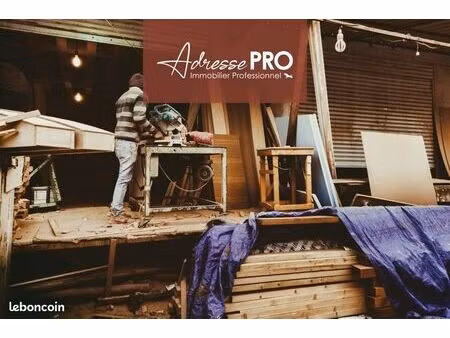 local commercial 590 m²