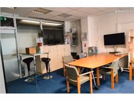 bureaux 97 m² paris