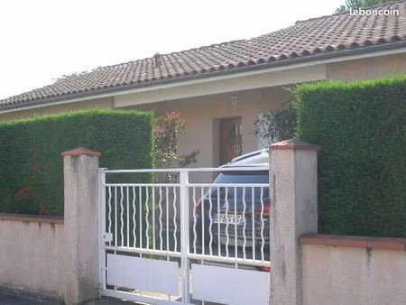 maison de plain-pied construction 100% traditionnel (pas de placo ) isolation murs  comble