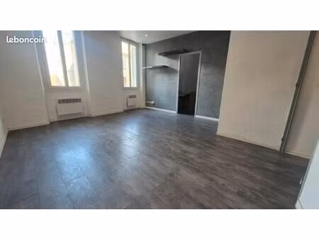 a louer t3 rénové st jean du var