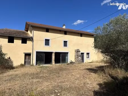 maison 15 pièces 560 m²