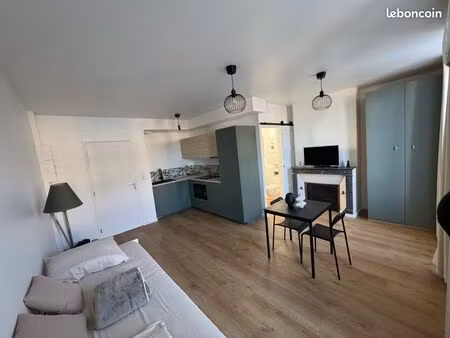 bel appartement meublé – centre-ville d’auxerre