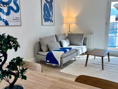 superbe t3 de 66m2 neuf et meublé en hyper centre-ville