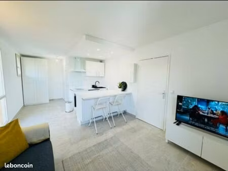 studio meublé dans résidence sécurisée