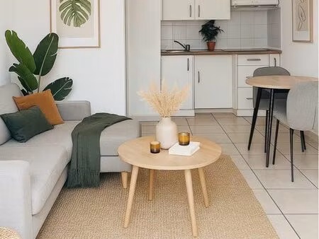 appt t2 - 30 m2 - terrasse de 12 m2 à 8 min à pied du centre