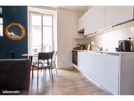 t2 meublé centre annecy – lac à 2 min  gare à 5 min