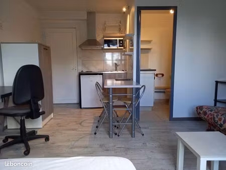 studio meublé refait à neuf à 5mn chu et fac 510 tout compris